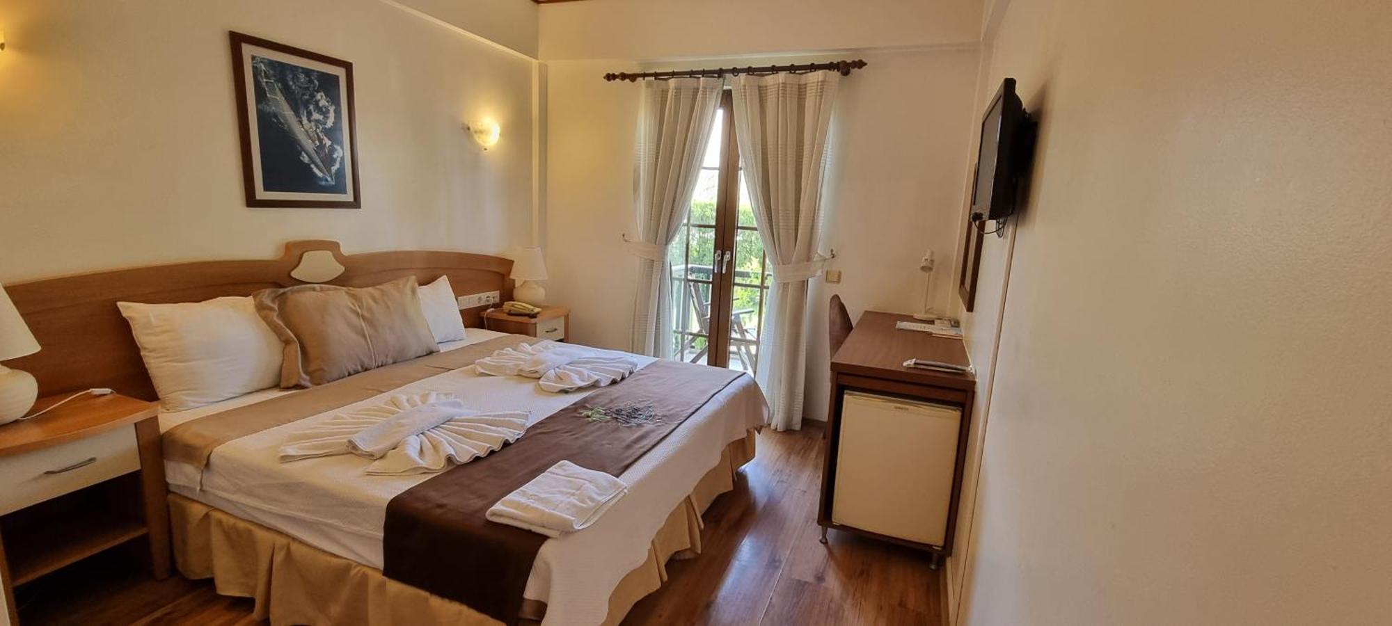 Efe Hotel Gocek Гёчек Экстерьер фото