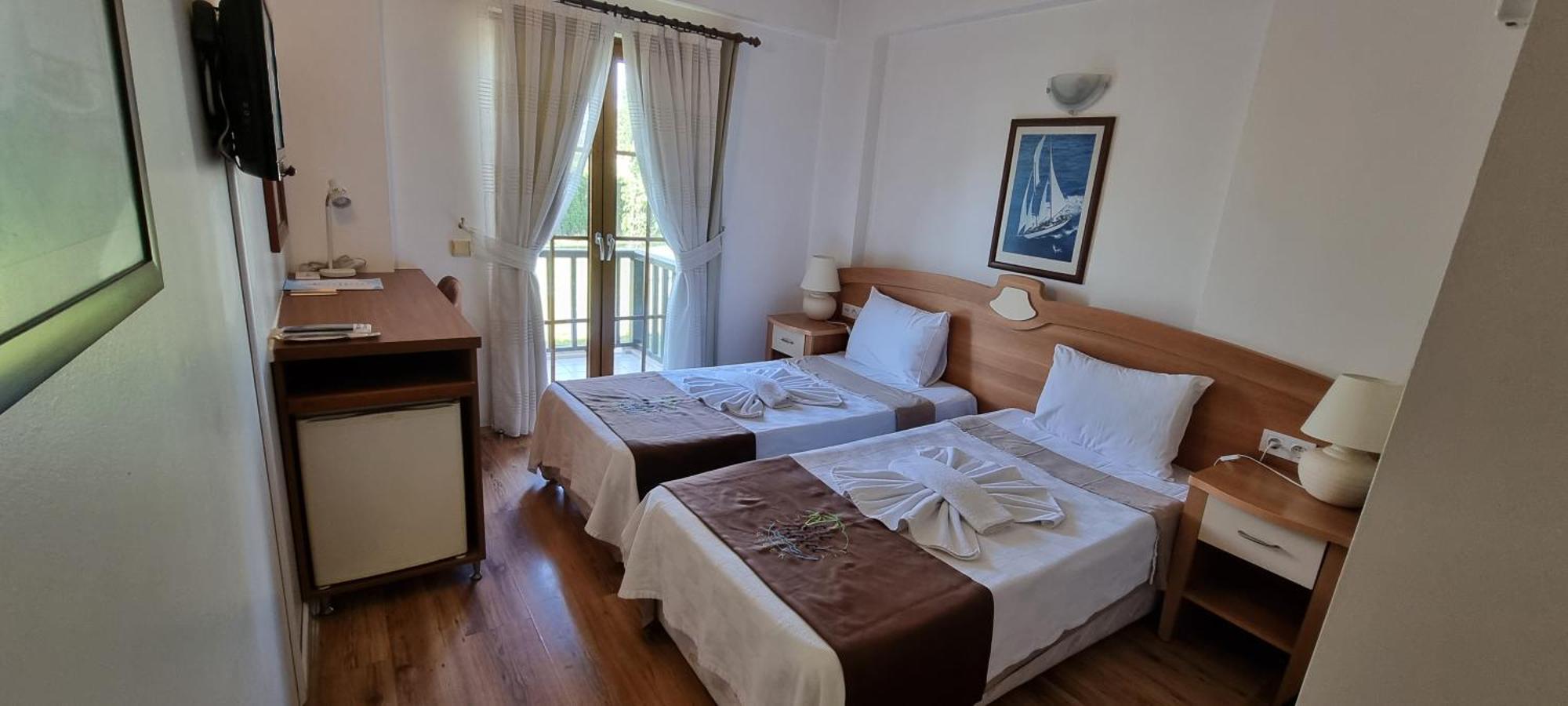 Efe Hotel Gocek Гёчек Экстерьер фото